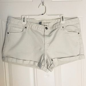 ***sold****SHORTS